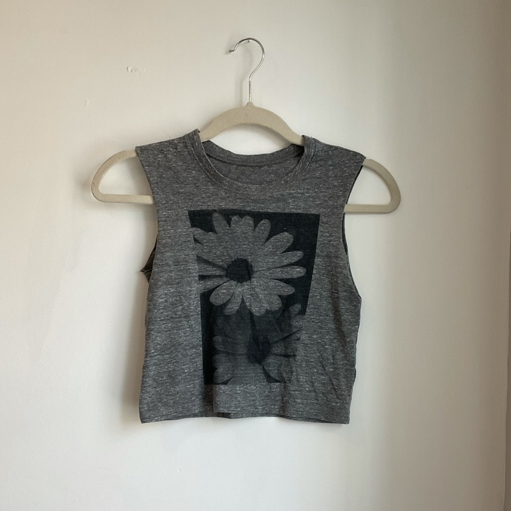 Brandy Melville Graphic Daisy Flower Crop Tank